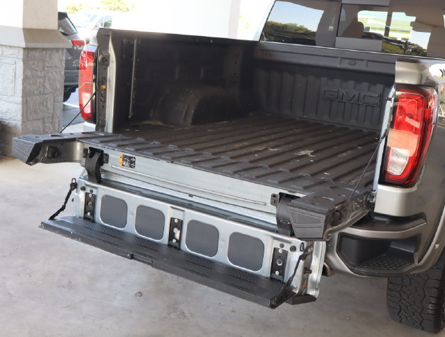 Used 2023 GMC Sierra 1500 Elevation w/ Preferred Package AWD/4WD image 51