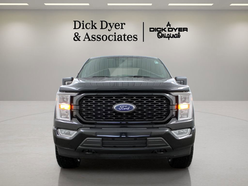 Used 2022 Ford F150 4x4 SuperCrew image 3