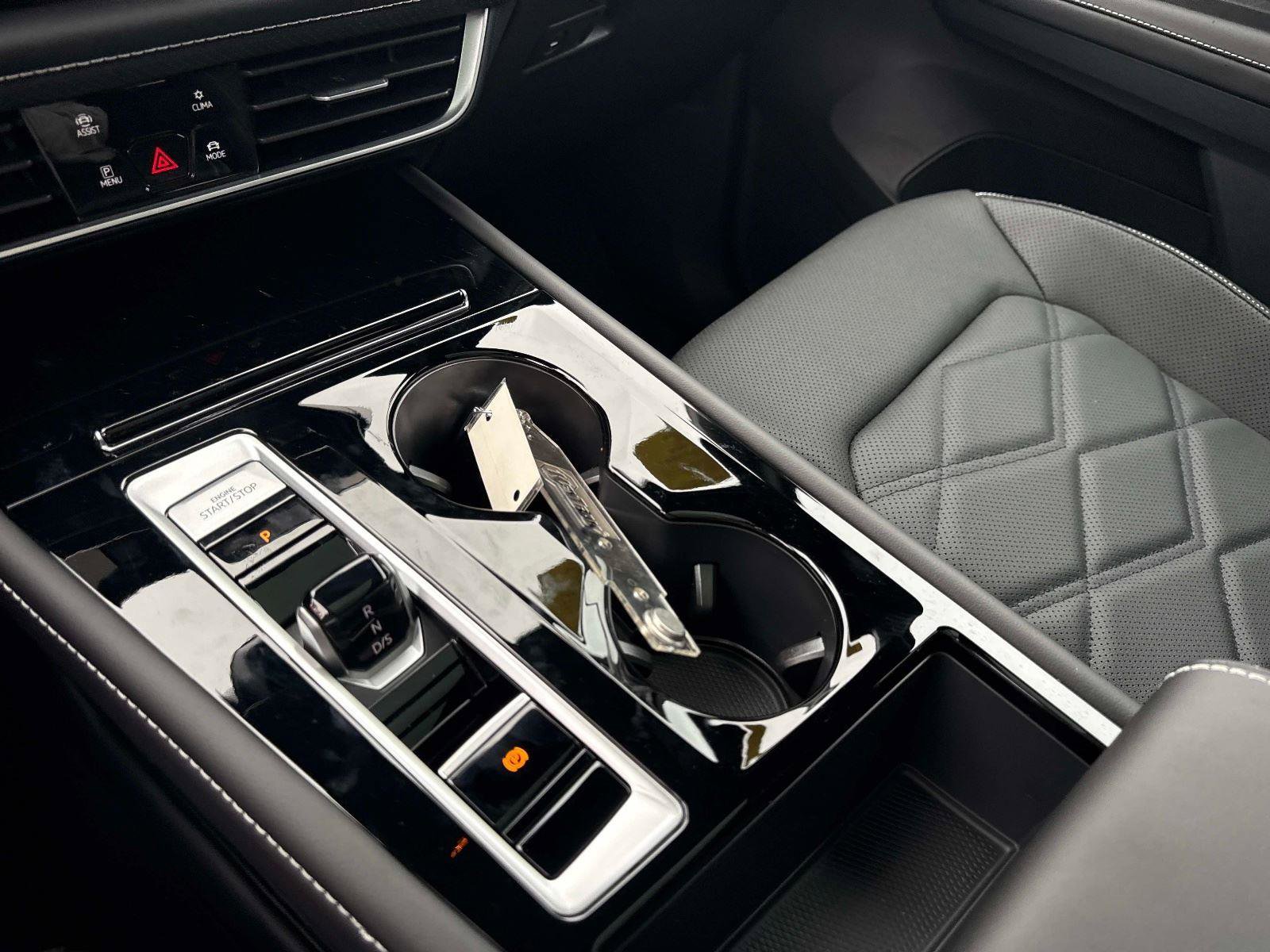 New 2026 Volkswagen Atlas Cross Sport SE image 26