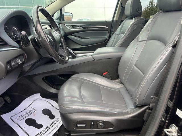 Used 2018 Buick Enclave Essence AWD/4WD image 24