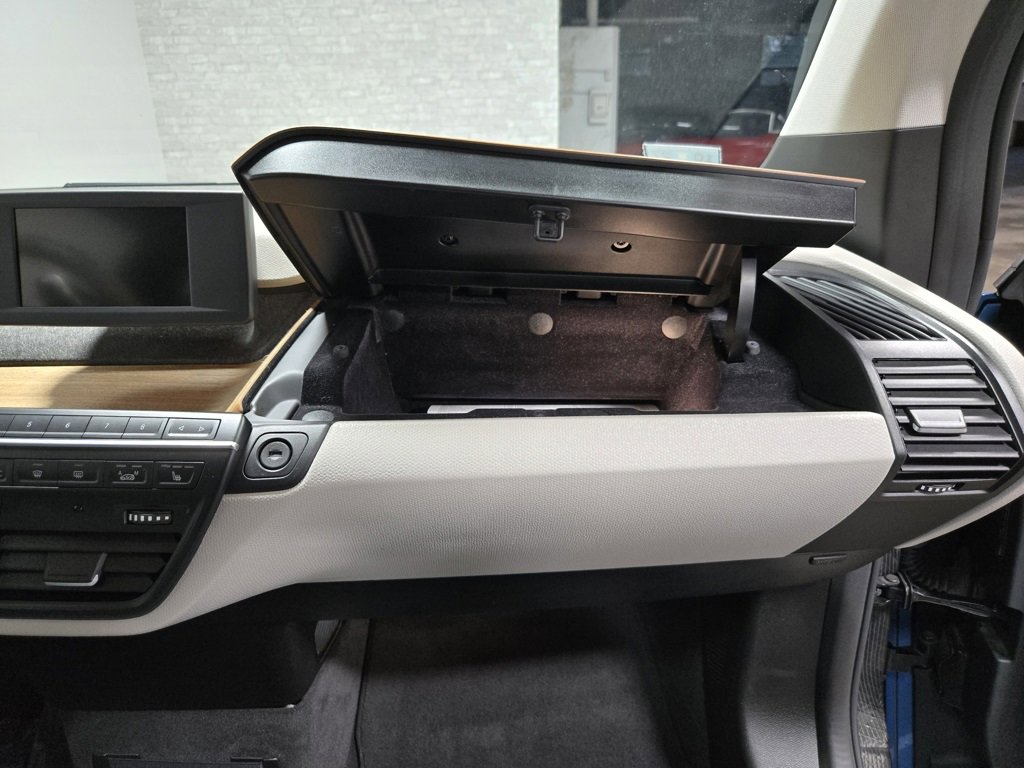 Used 2018 BMW i3 w/ Range Extender image 50