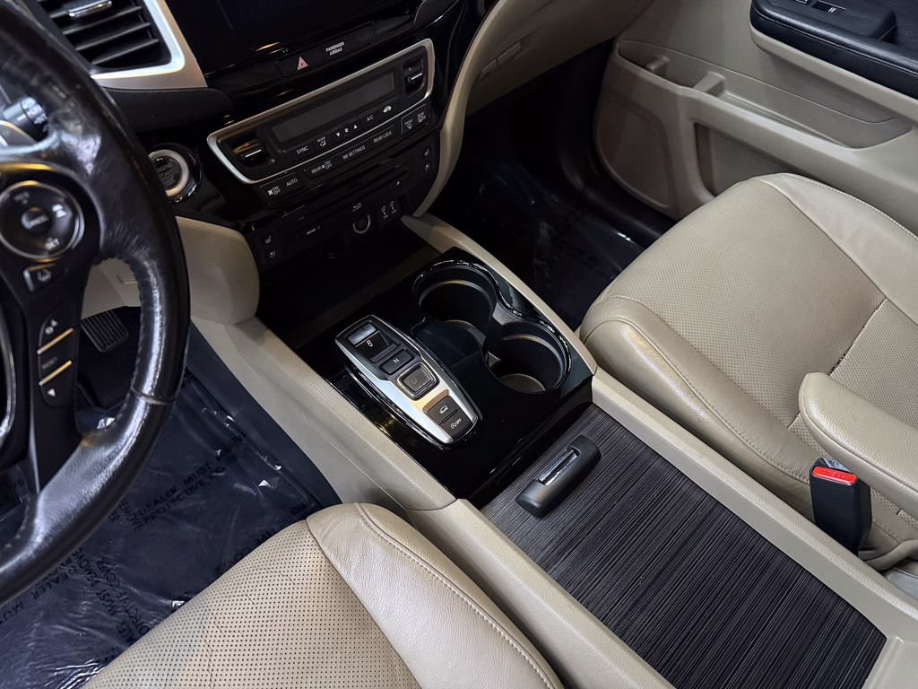 Used 2016 Honda Pilot Elite image 13