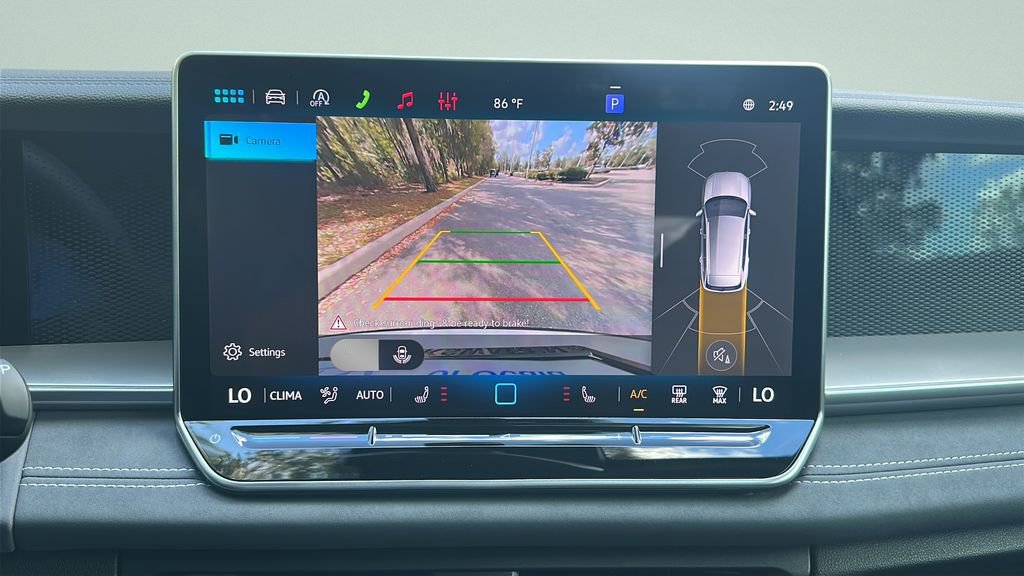 New 2026 Volkswagen Tiguan SE R-Line image 16