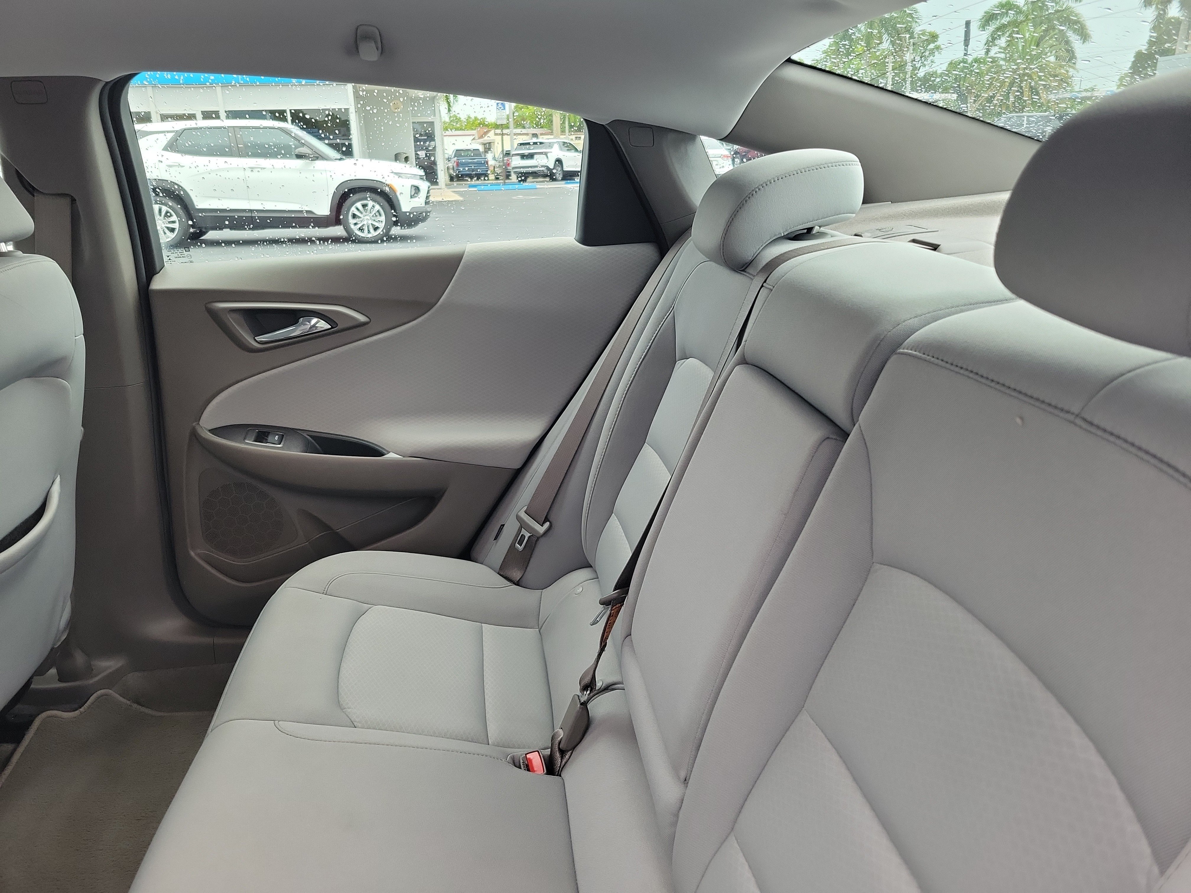 Used 2025 Chevrolet Malibu LT FWD image 8