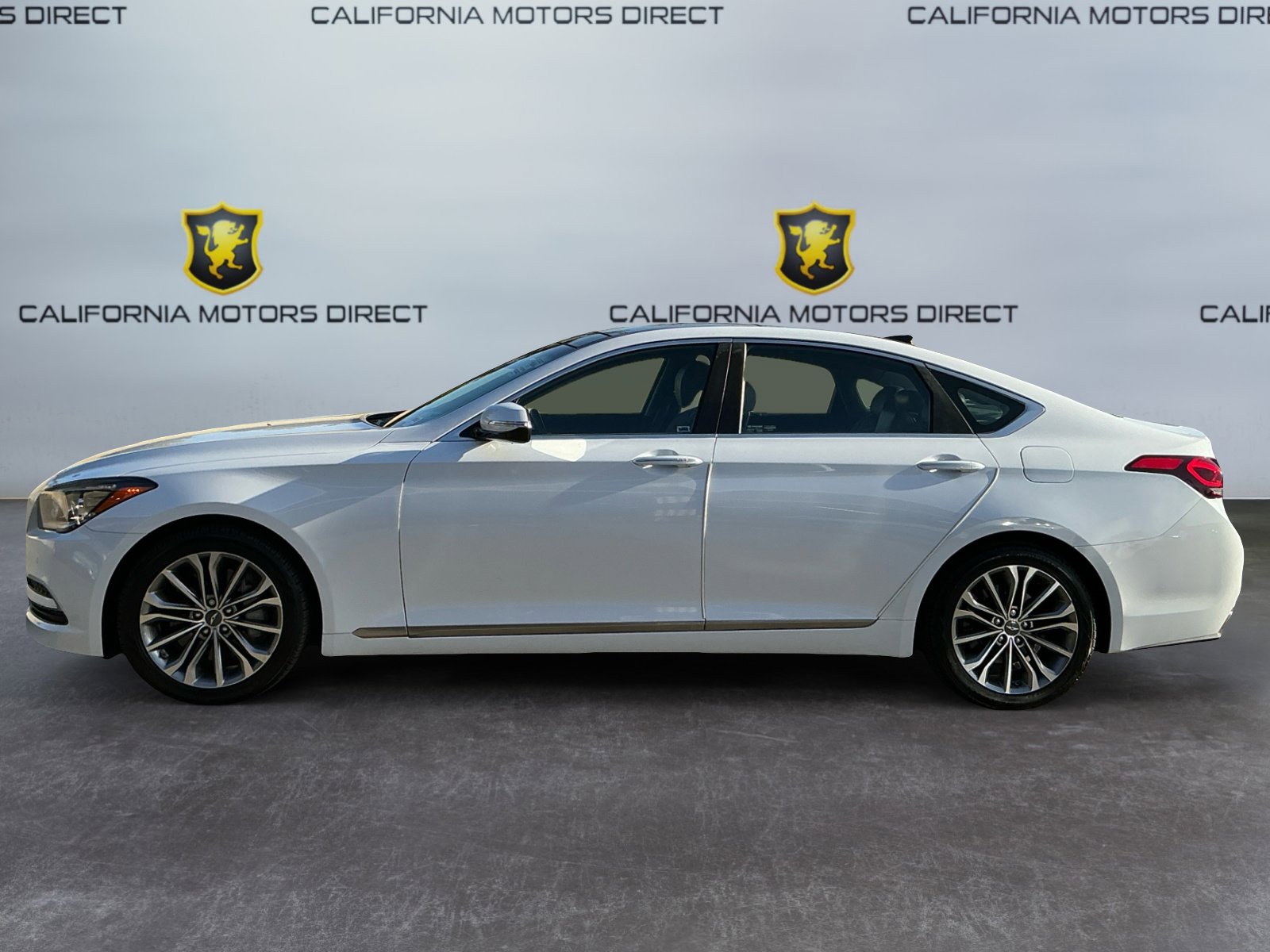 Used 2015 Hyundai Genesis 3.8 w/ Option Group 03 image 8