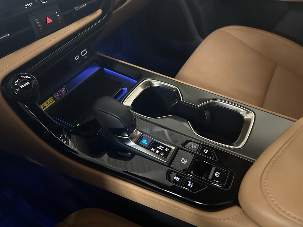 Used 2025 Lexus NX 350 AWD w/ Accessory Package (2T) image 13