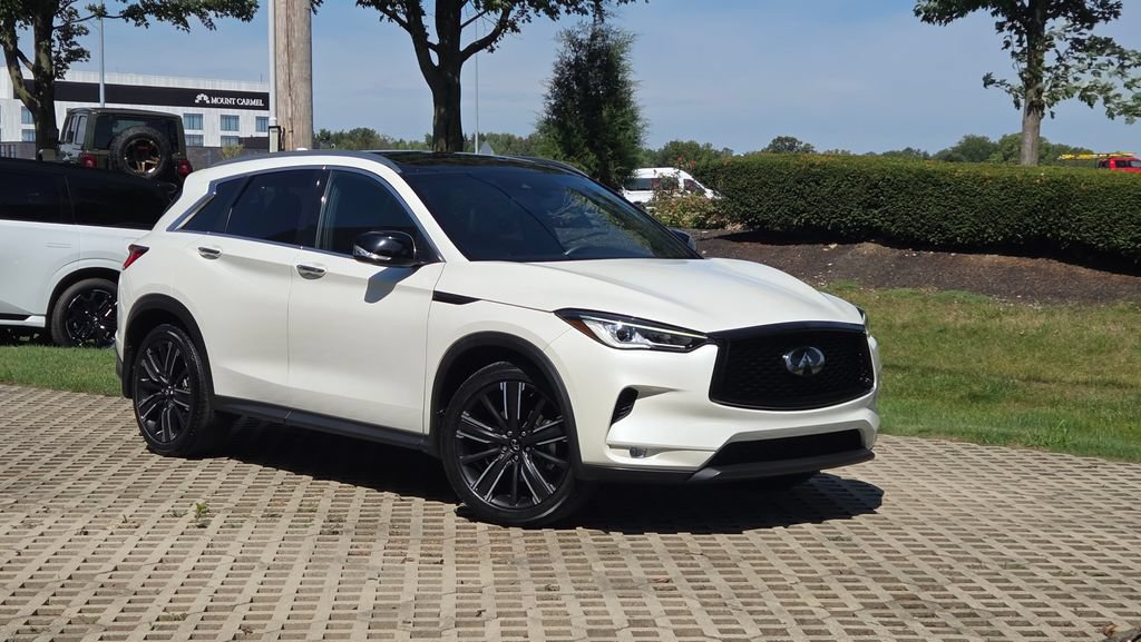 Used 2022 INFINITI QX50 Luxe w/ Appearance Package AWD/4WD image 4