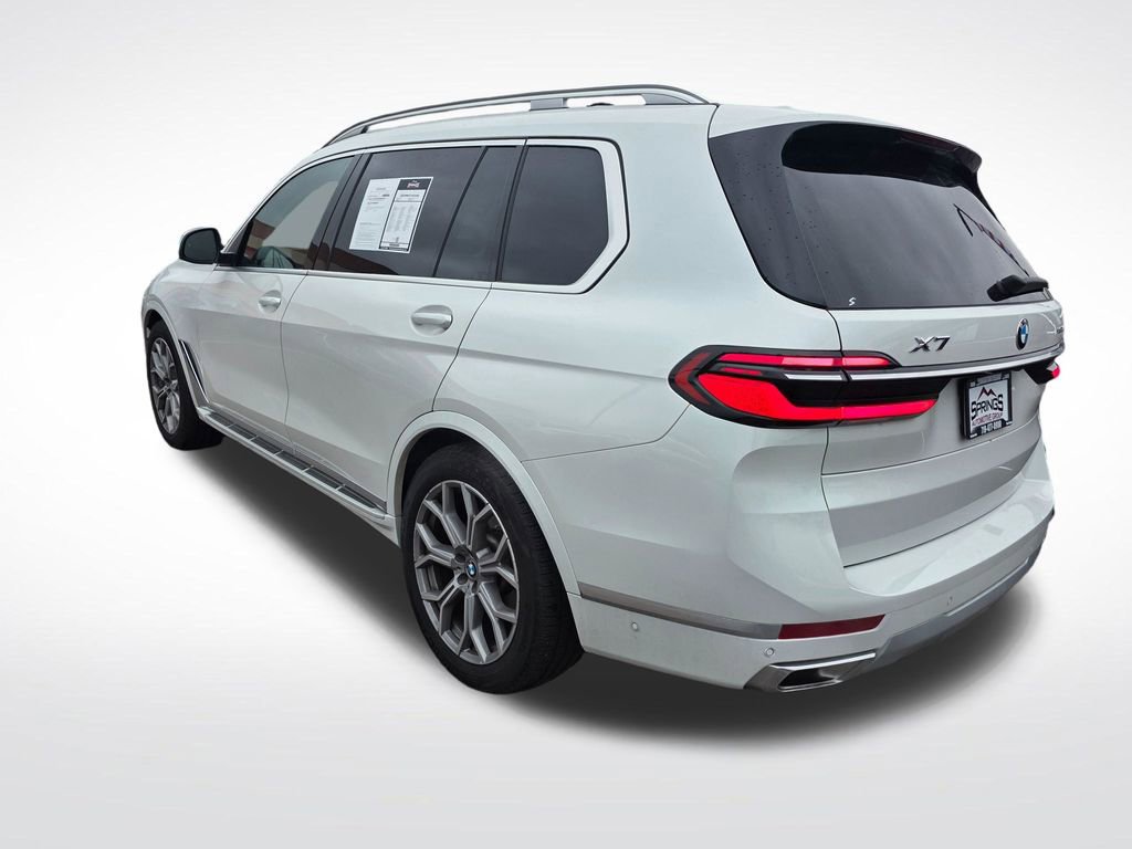 Used 2025 BMW X7 xDrive40i AWD/4WD image 8