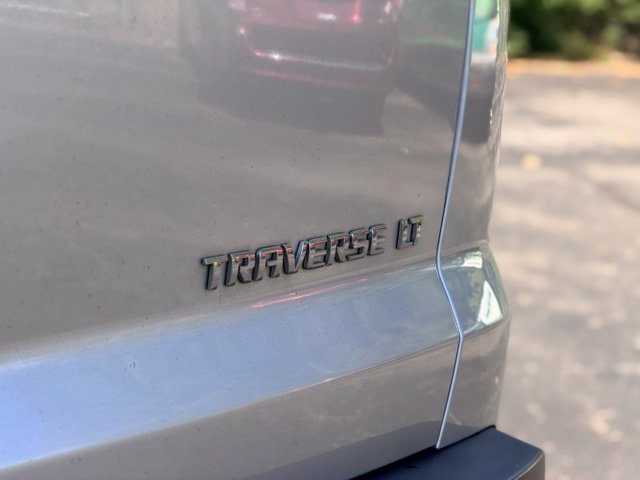 Used 2012 Chevrolet Traverse LT w/ LPO, 'HIT The Road' Package FWD image 25