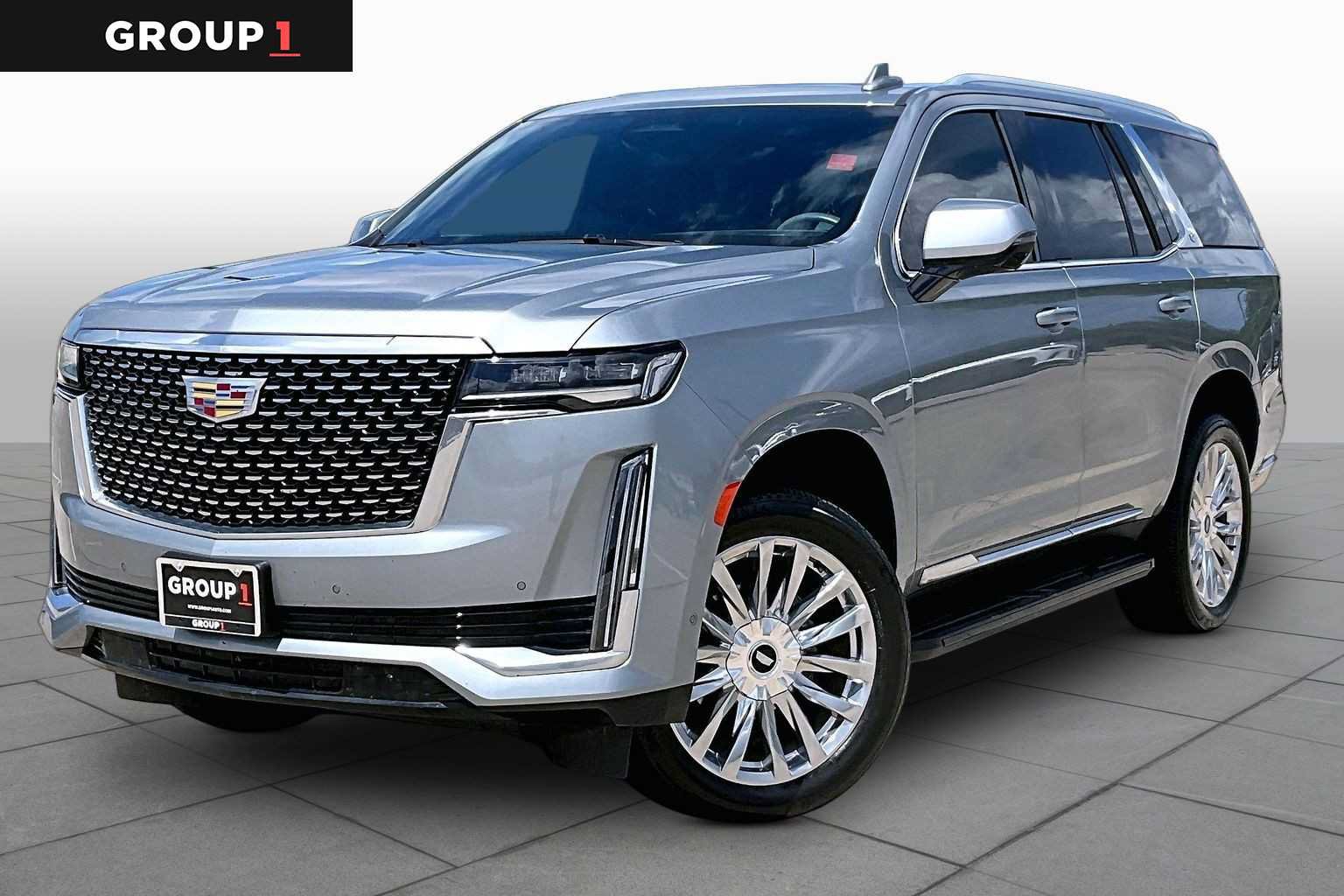 Used 2024 Cadillac Escalade Premium Luxury RWD image 1
