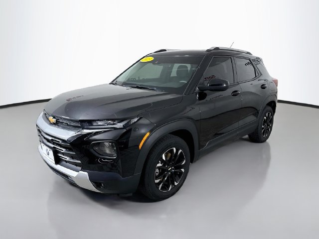 Used 2023 Chevrolet TrailBlazer LT FWD image 3