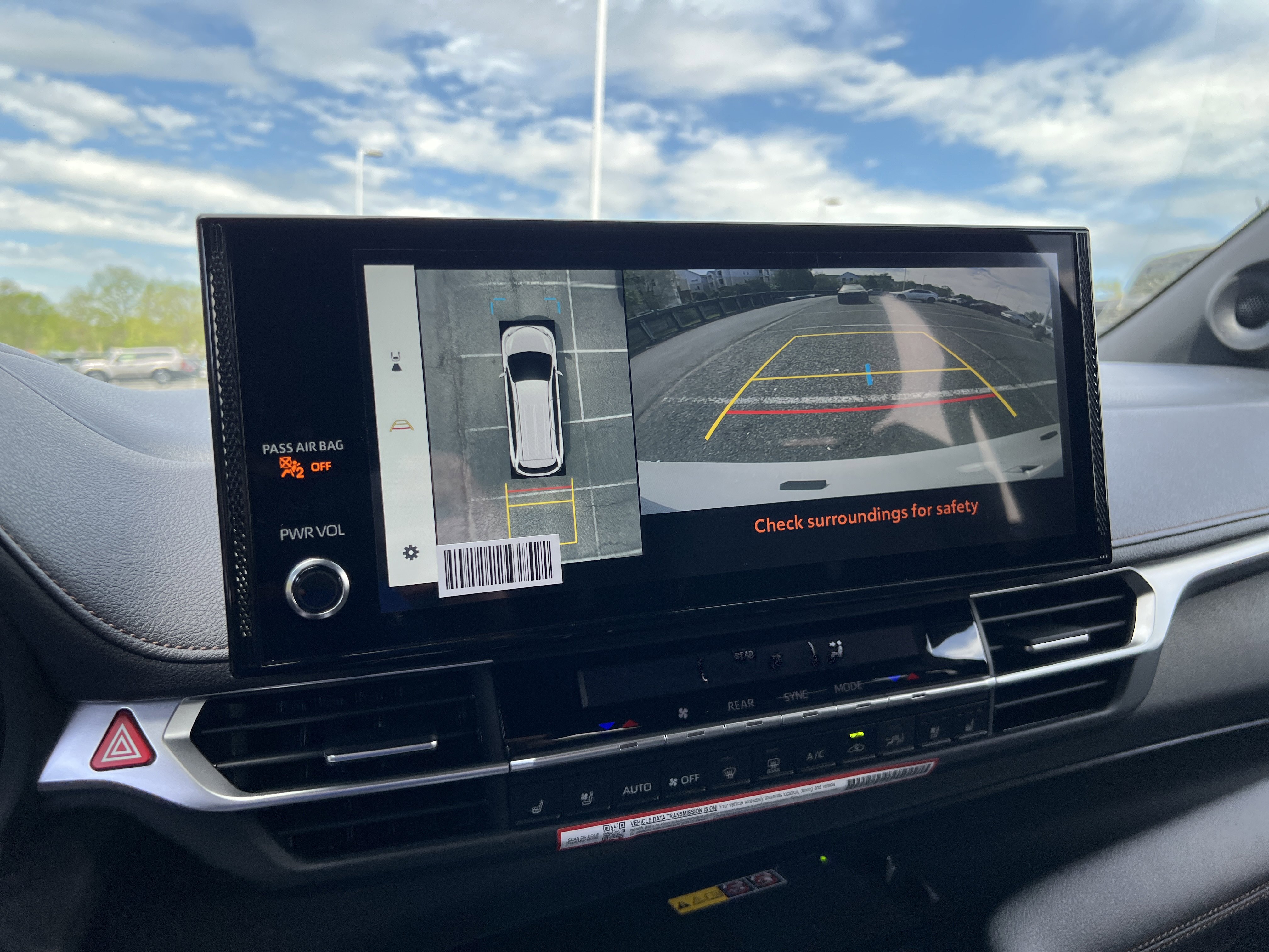 New 2026 Toyota Sienna Platinum image 24