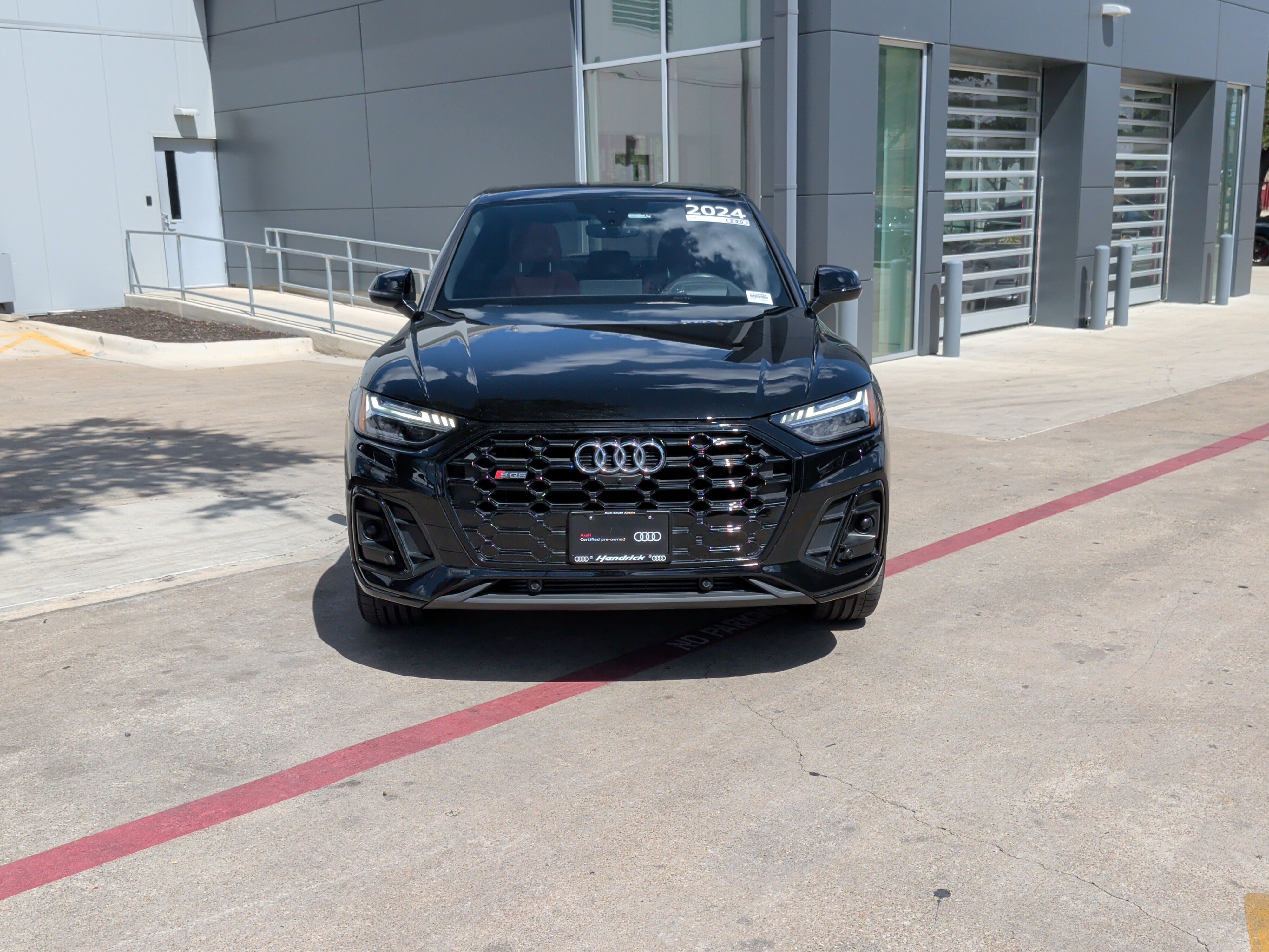 Certified 2024 Audi SQ5 Prestige w/ Prestige Package AWD/4WD image 3