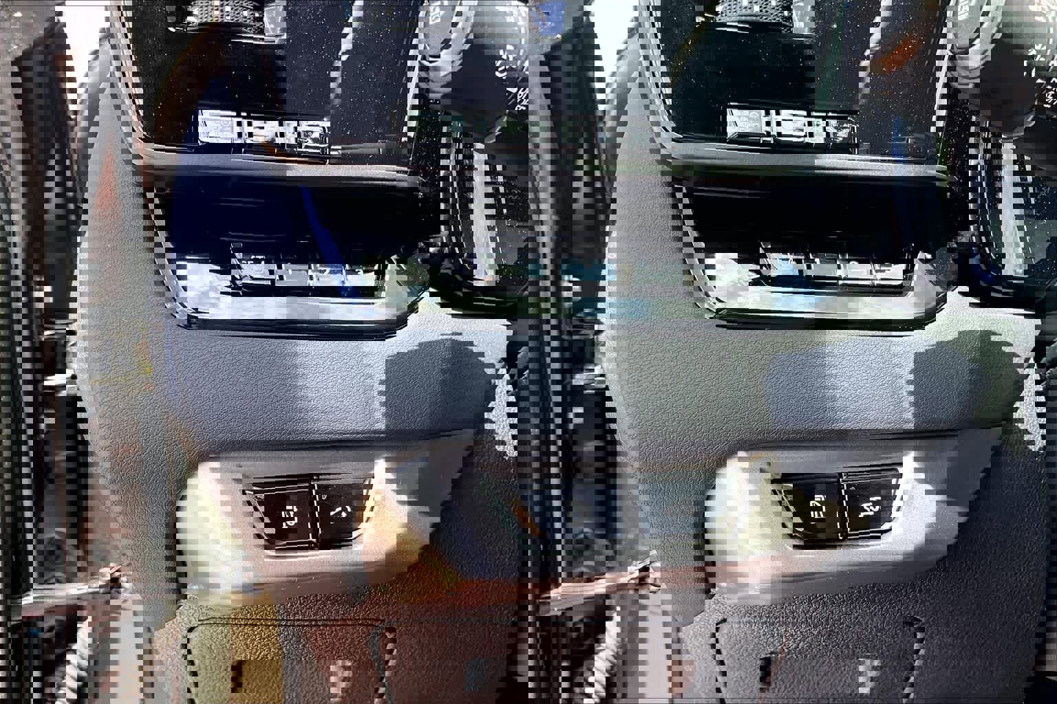 Used 2025 Lexus RX 350 Premium w/ Convenience Package image 33