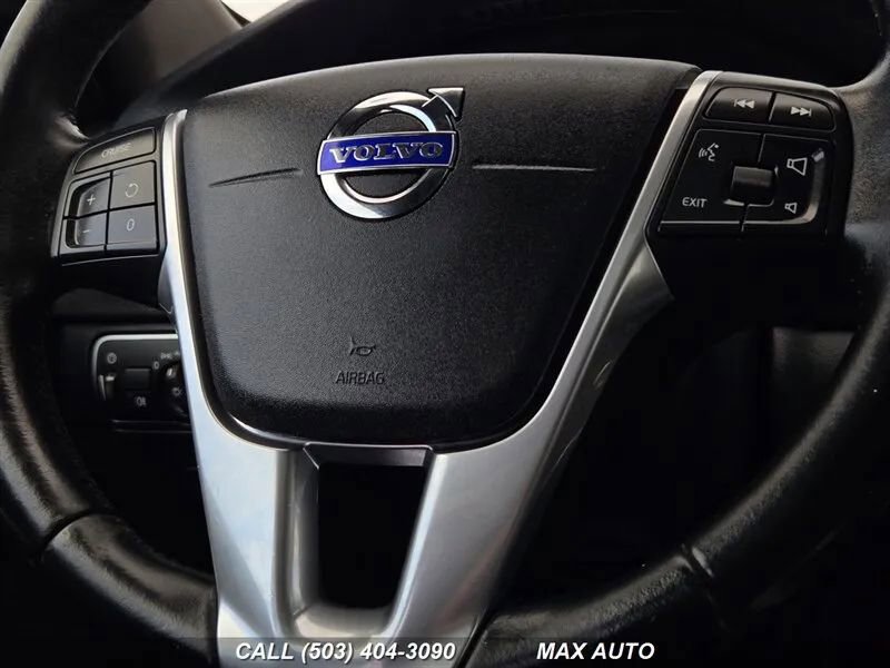 Used 2016 Volvo V60 T5 Cross Country w/ Convenience Package image 28