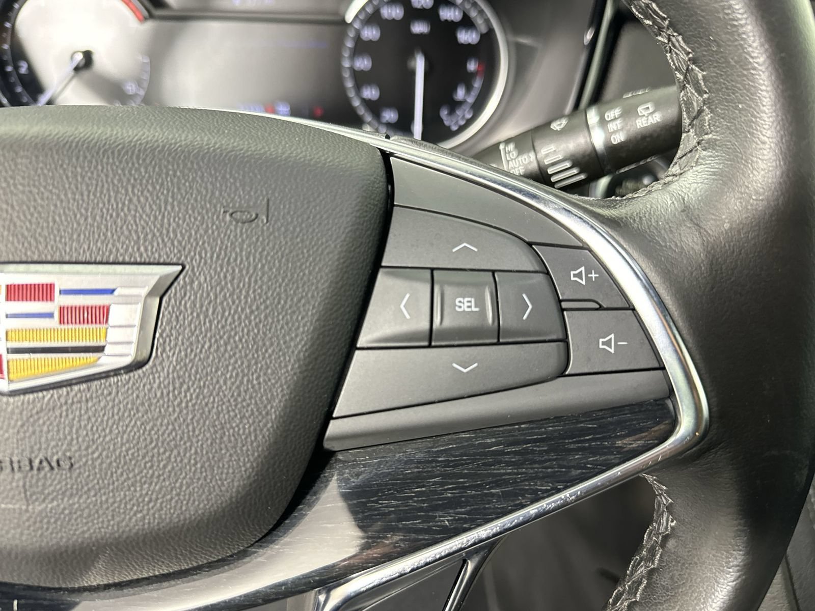 Used 2022 Cadillac XT5 Premium Luxury AWD/4WD image 14