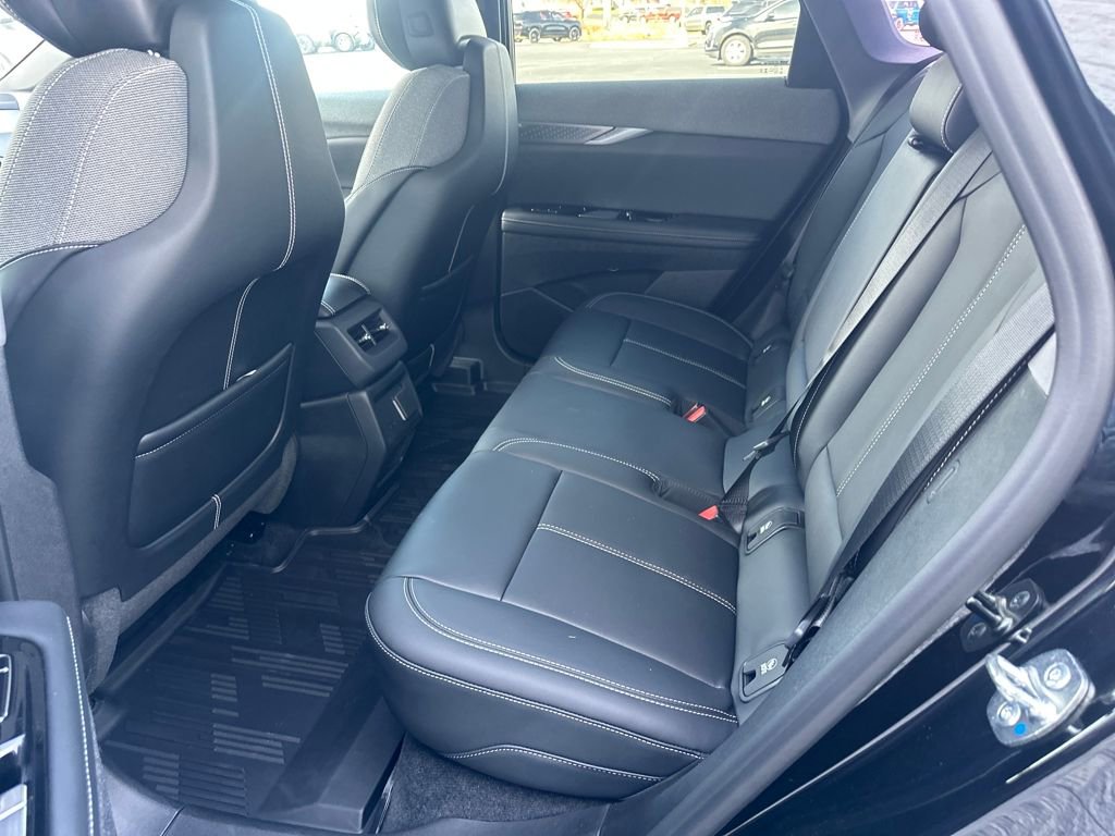New 2026 Cadillac Optiq Luxury 1 image 9
