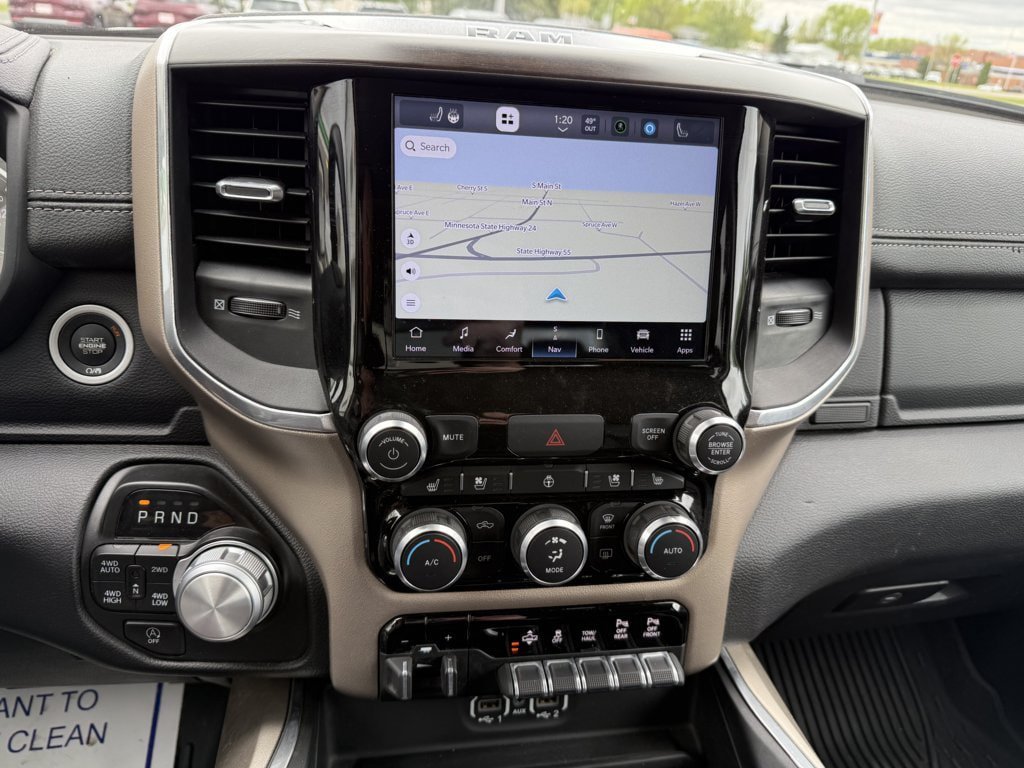 Used 2022 RAM 1500 Laramie AWD/4WD image 25