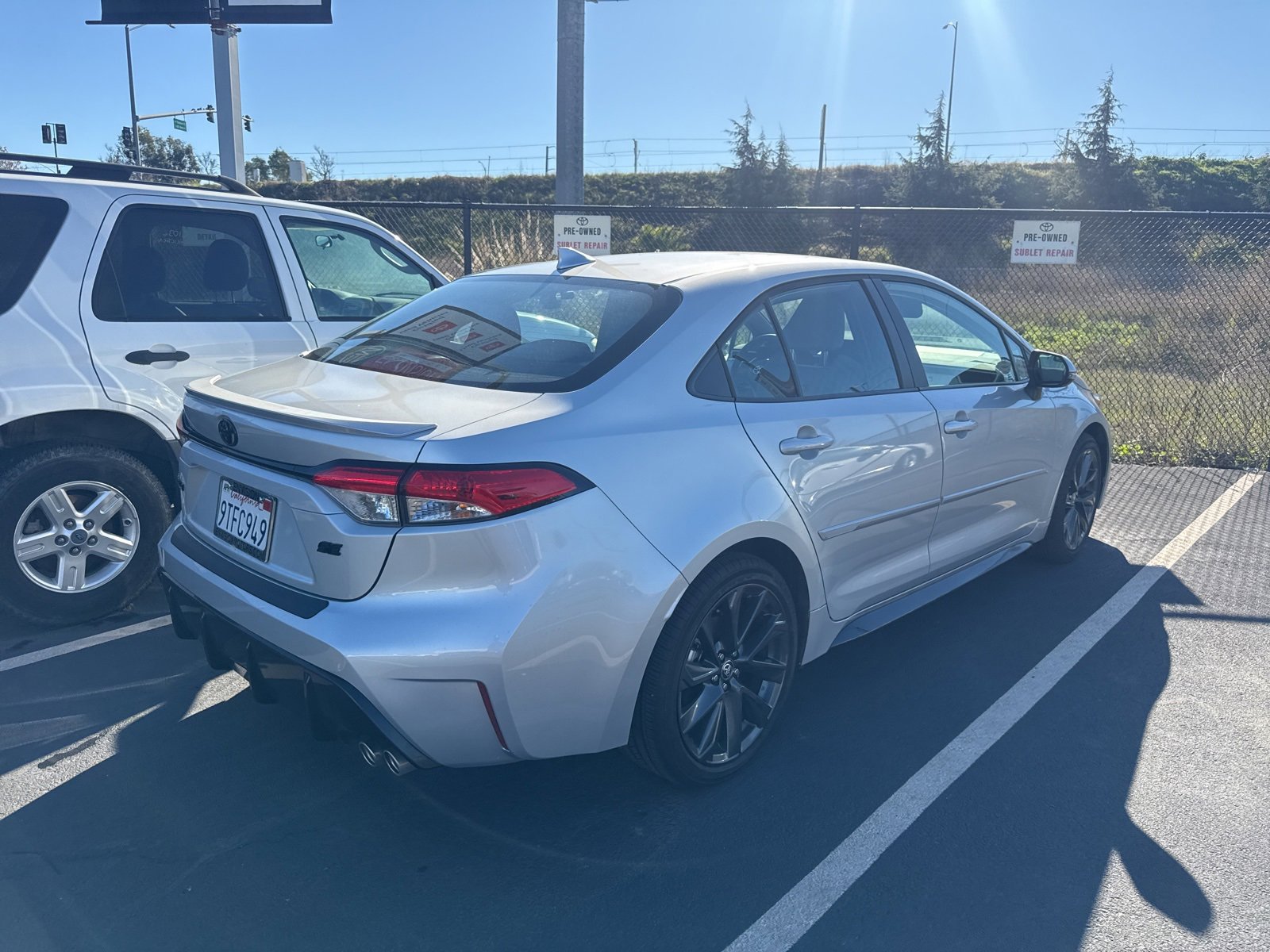 Certified 2025 Toyota Corolla SE image 2