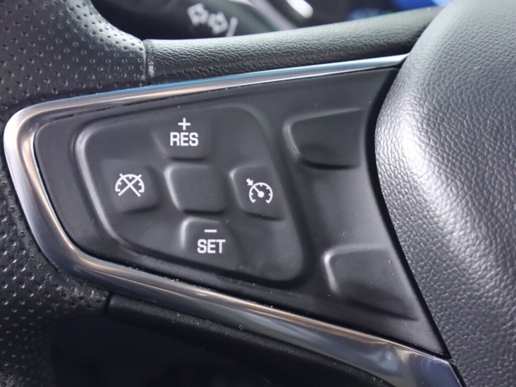 Used 2021 Chevrolet Bolt LT image 12