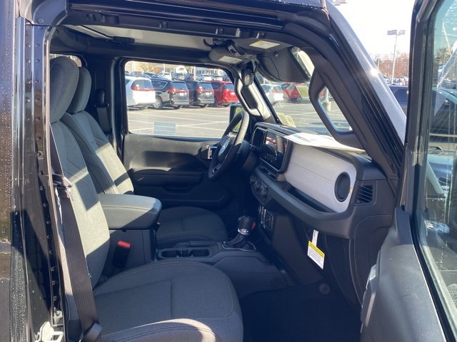 New 2026 Jeep Gladiator Sport image 28