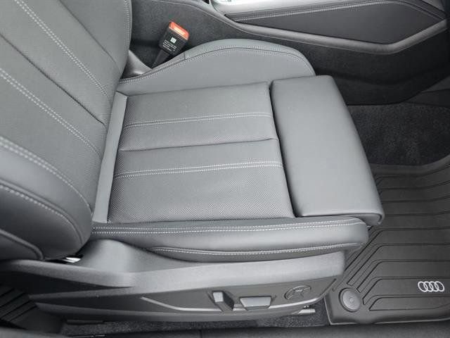 Used 2025 Audi Q5 Premium Plus w/ Premium Plus image 18