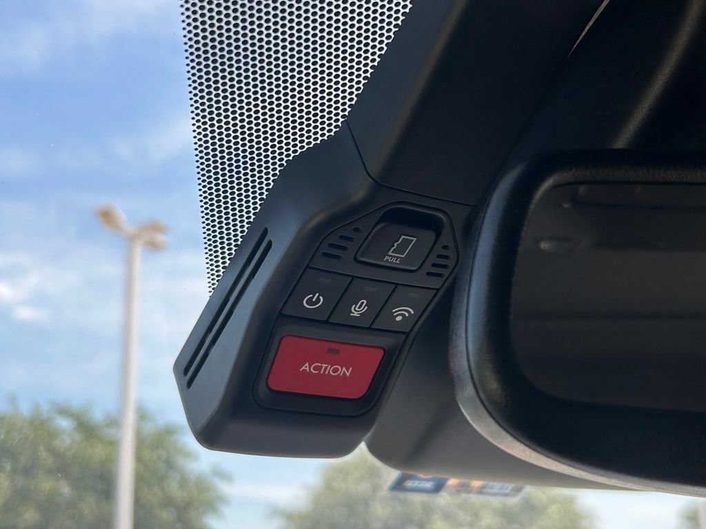 Used 2023 Toyota Sienna XLE FWD image 35