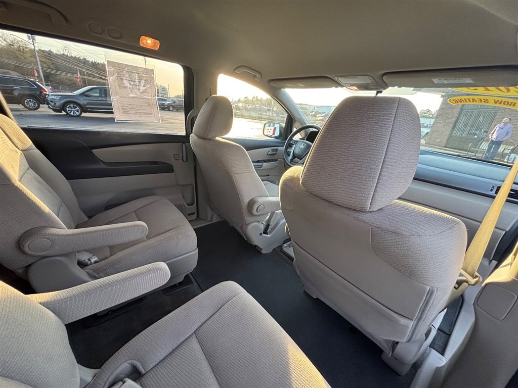 Used 2013 Honda Odyssey LX image 19