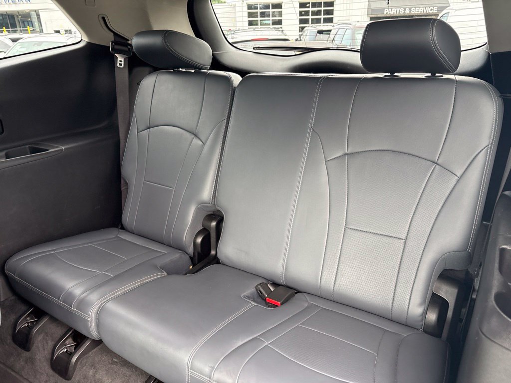 Used 2019 Buick Enclave Essence FWD image 26