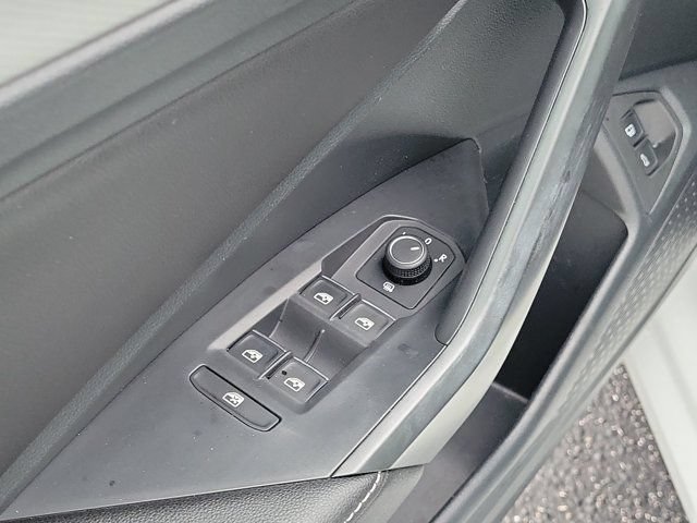 Certified 2023 Volkswagen Jetta Sport FWD image 18