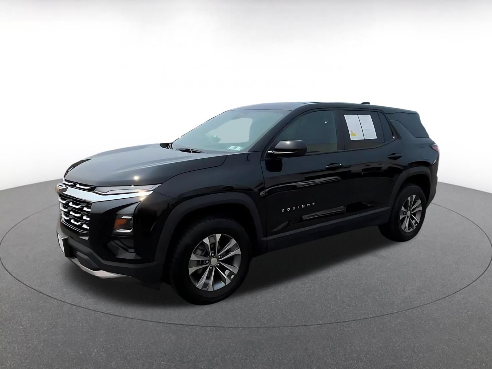 Used 2025 Chevrolet Equinox LT FWD image 6