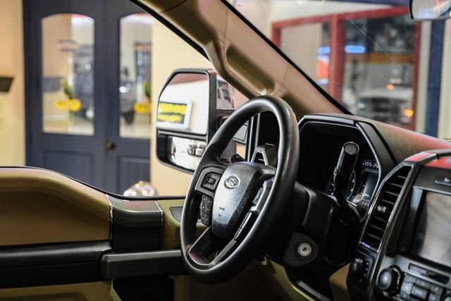 Used 2021 Ford F250 XLT w/ XLT Premium Package AWD/4WD image 14