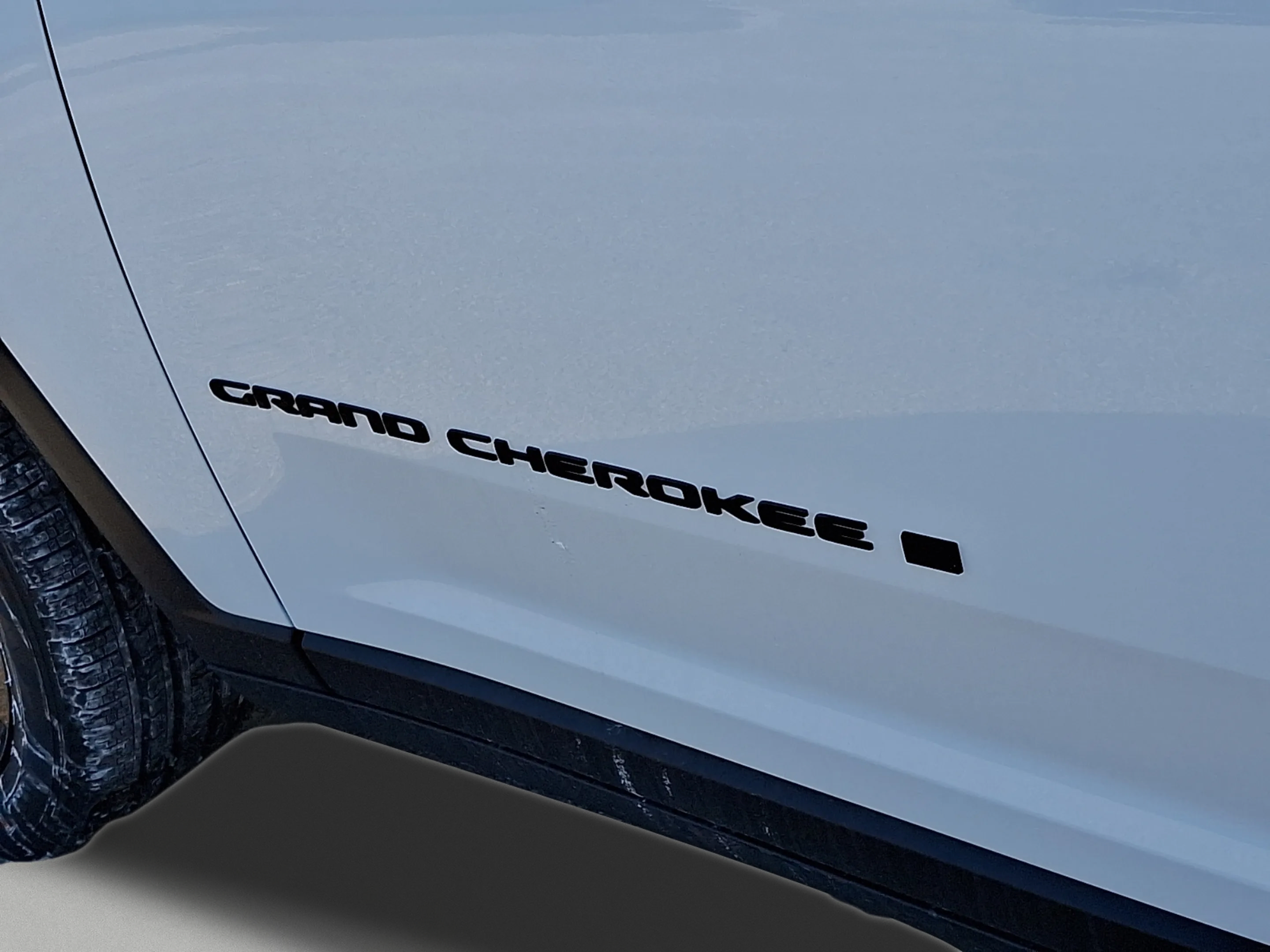 New 2025 Jeep Grand Cherokee Limited w/ Black Appearance Package AWD/4WD image 16