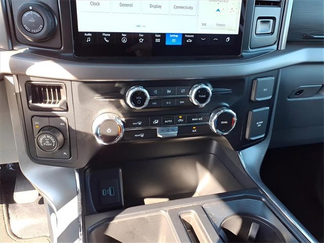 Used 2024 Ford F150 XLT w/ Mobile Office Package image 12
