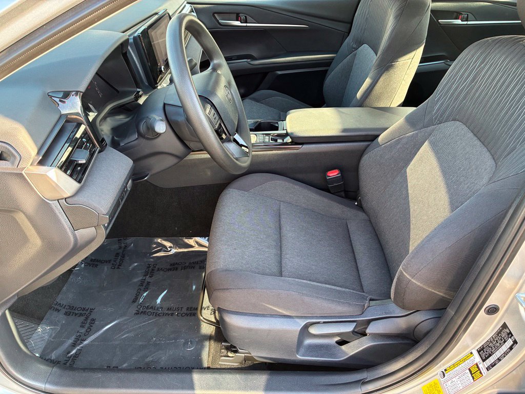 Used 2025 Toyota Camry LE FWD image 15