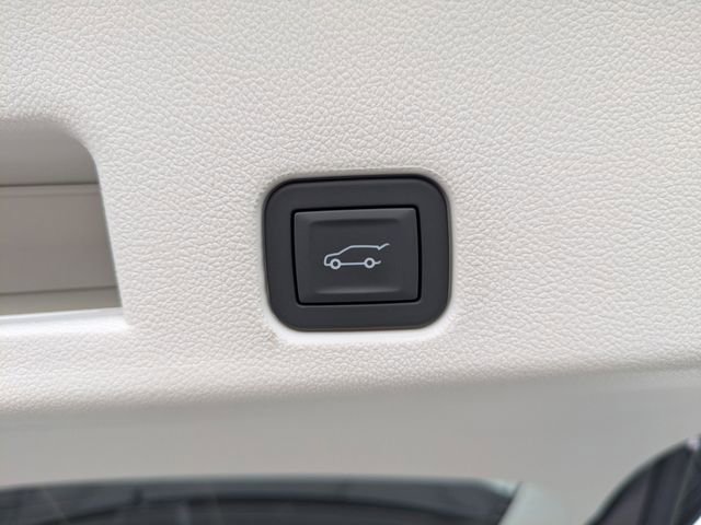 New 2026 Buick Enclave Avenir w/ Super Cruise Package image 17