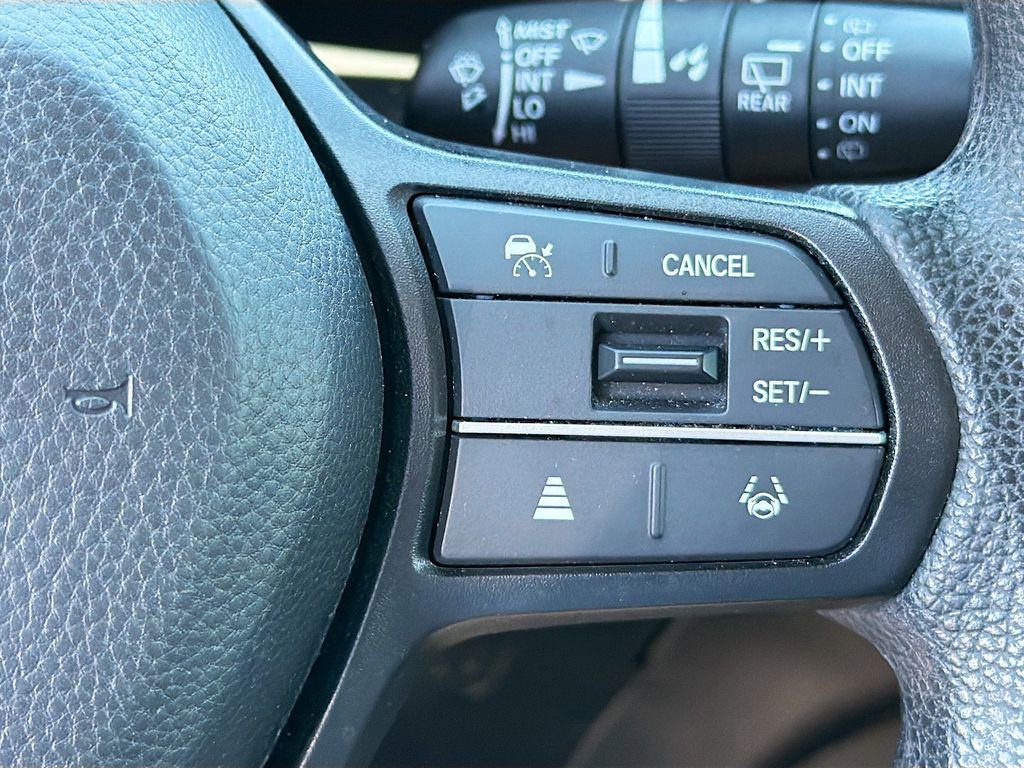 Used 2023 Honda CR-V EX image 20