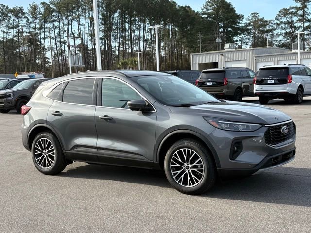 New 2025 Ford Escape SE w/ PHEV Premium Package FWD image 7