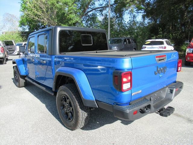 Used 2023 Jeep Gladiator Willys image 5