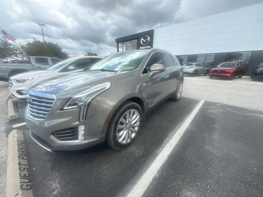 Used 2018 Cadillac XT5 Platinum w/ Driver Assist Package AWD/4WD image 1