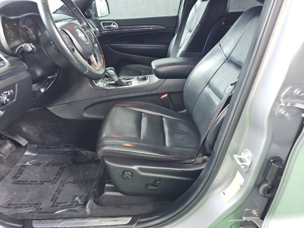 Used 2019 Jeep Grand Cherokee Limited AWD/4WD image 34