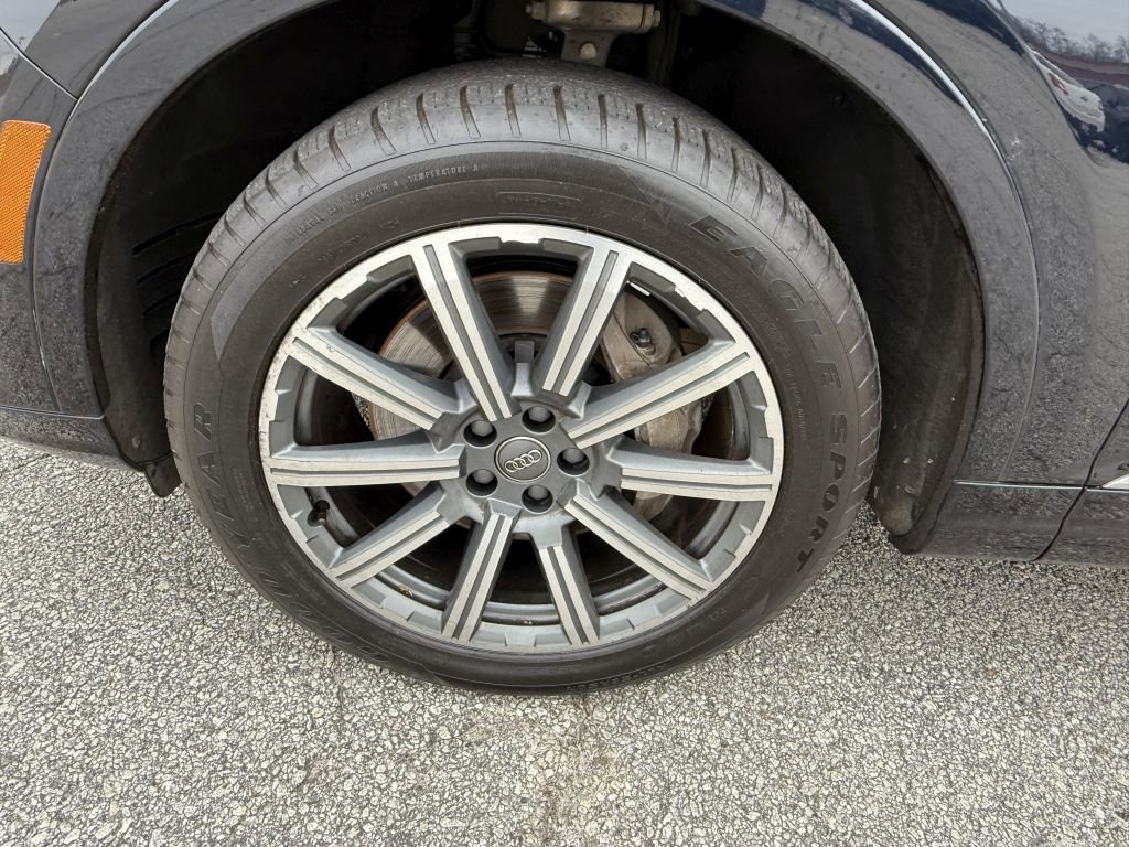 Used 2018 Audi Q7 3.0T Prestige w/ Prestige Package image 15