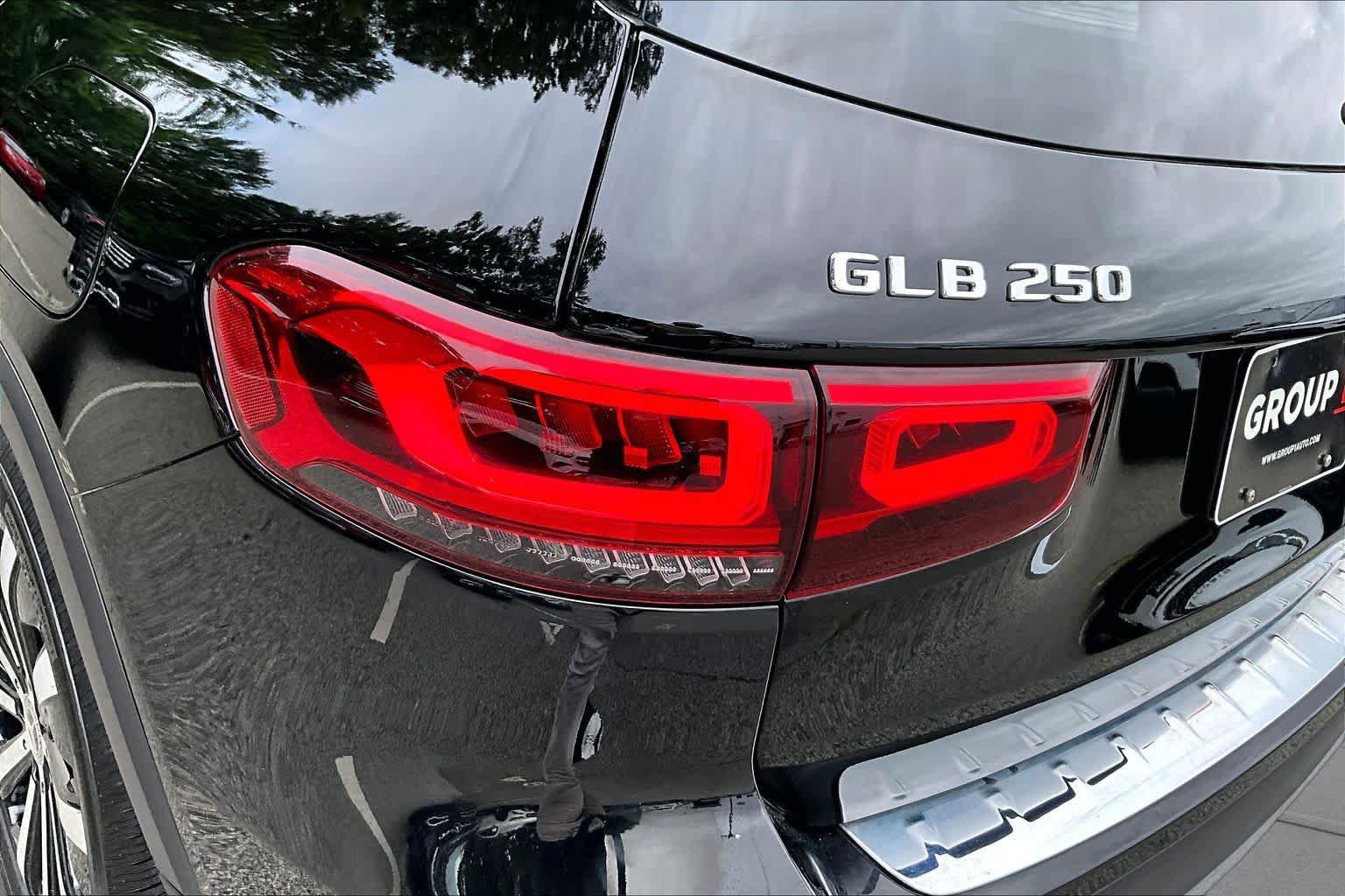 Certified 2022 Mercedes-Benz GLB 250 4MATIC image 27