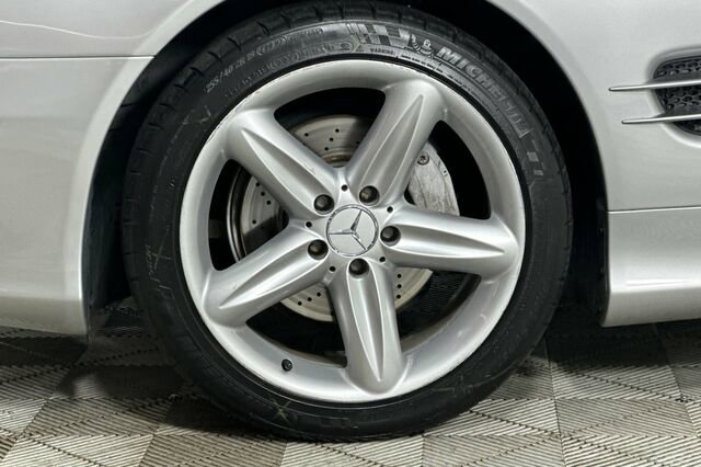 Used 2005 Mercedes-Benz SL 500 image 29