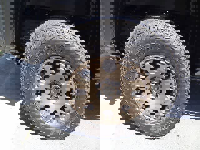 Used 2025 Toyota Tacoma 4x4 Double Cab Hybrid w/ Tow Tech Package image 17