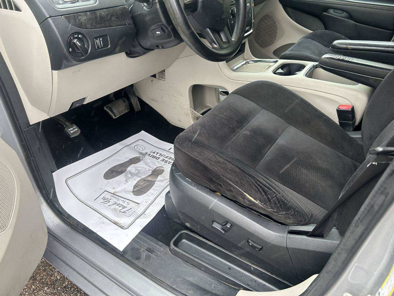 Used 2014 Dodge Grand Caravan SXT FWD image 10