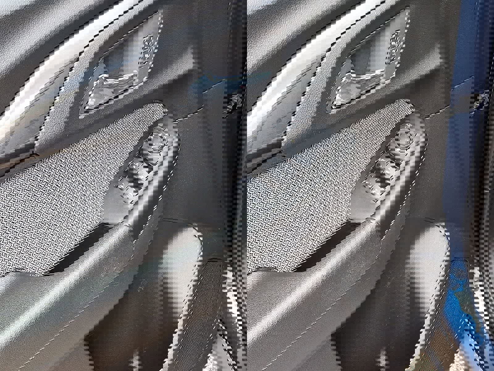 Certified 2022 Chevrolet TrailBlazer LT w/ Convenience Package AWD/4WD image 27