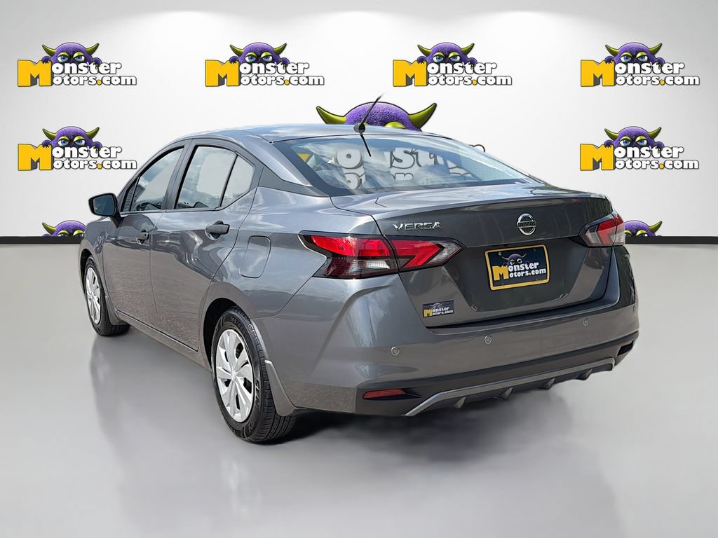 Used 2020 Nissan Versa S FWD image 7