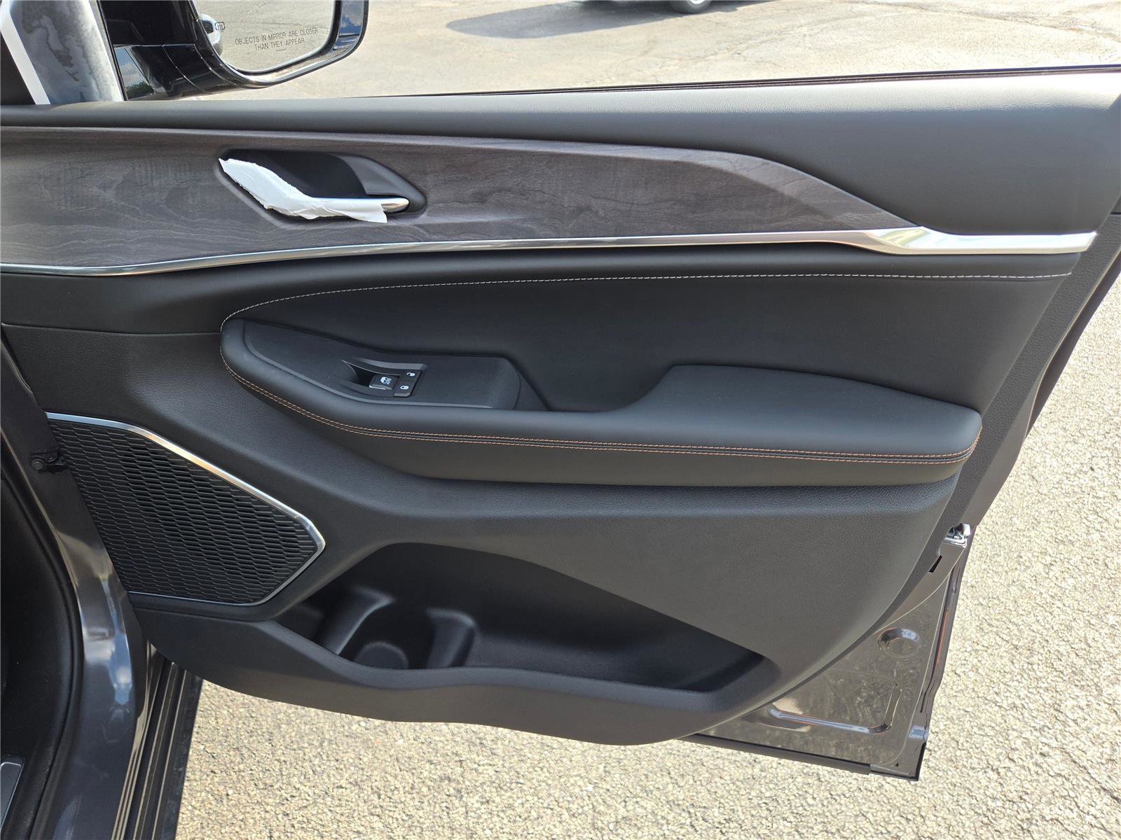 New 2025 Jeep Grand Cherokee Overland w/ Trailer Tow Package image 6