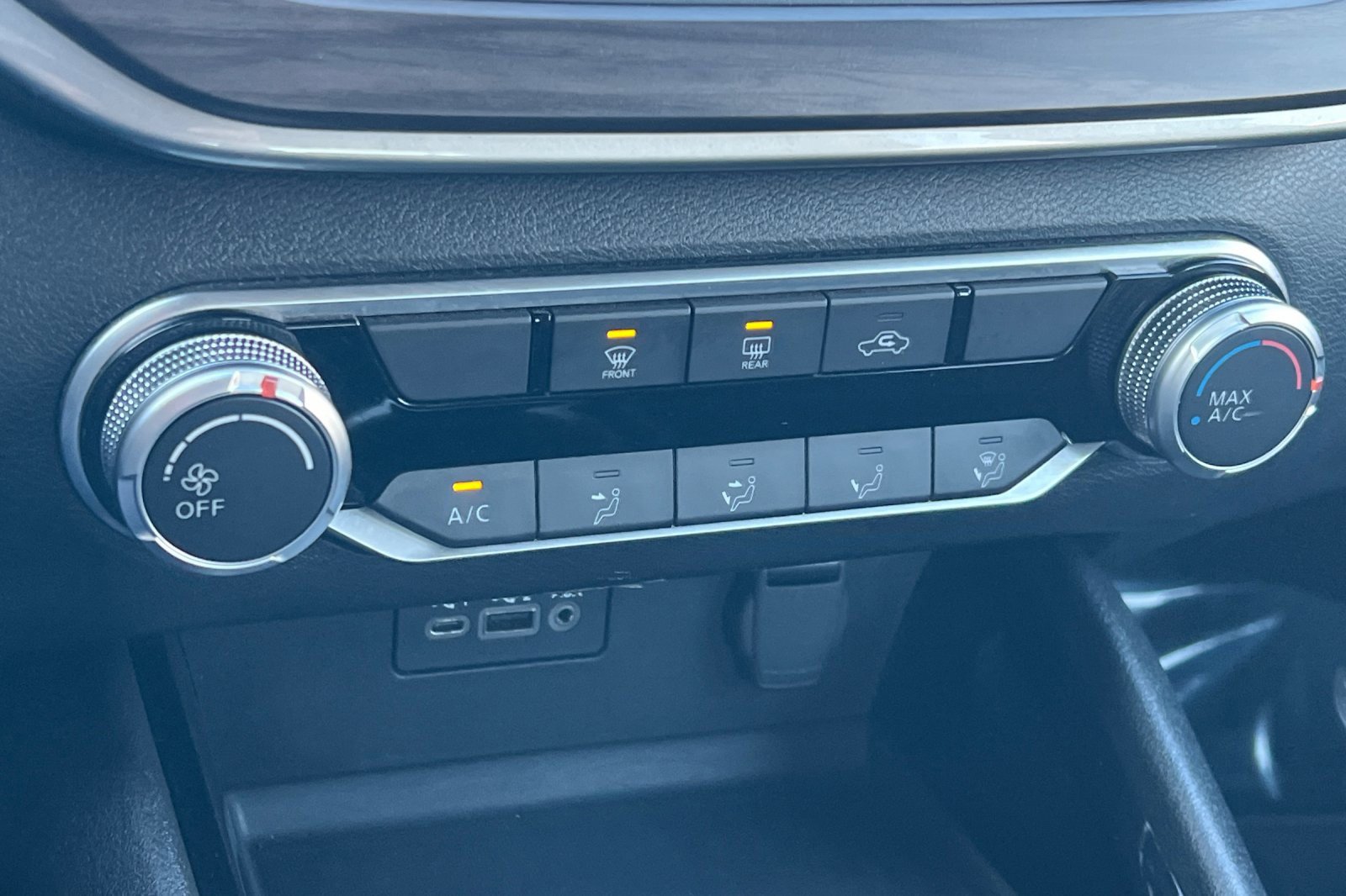 Used 2024 Nissan Altima 2.5 SV image 21